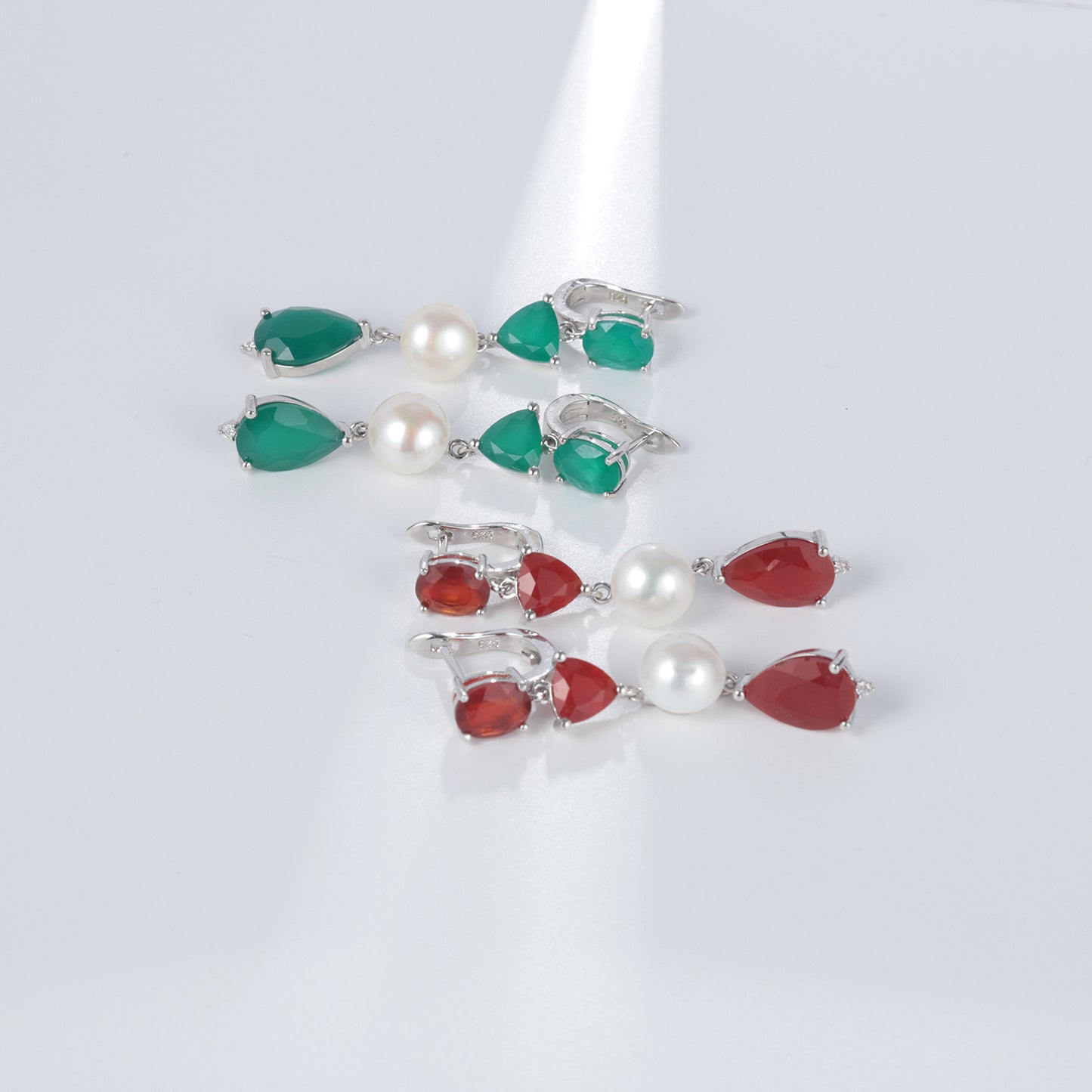 Luxurious and Unique Natural Pearl Earrings Advanced Sense s925Silver Color Gemstone Green Agate Earrings Drop Earrings