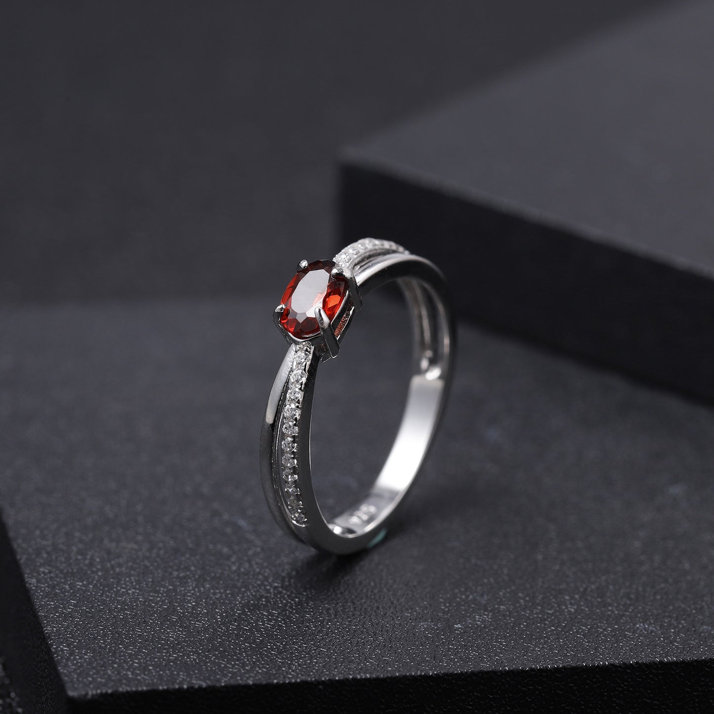 Luxurious and High-End Natural Translucent Stone Ring with a Sense of Design Prosperous Series925Silver Inlaid Natural Gemstone Ring