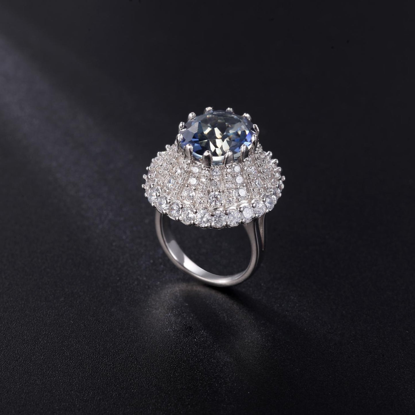 Luxurious Exaggerated Waltz Ring for Men and Women4Carat s925Silver Inlaid Colorful Crystal Mushroom Ring