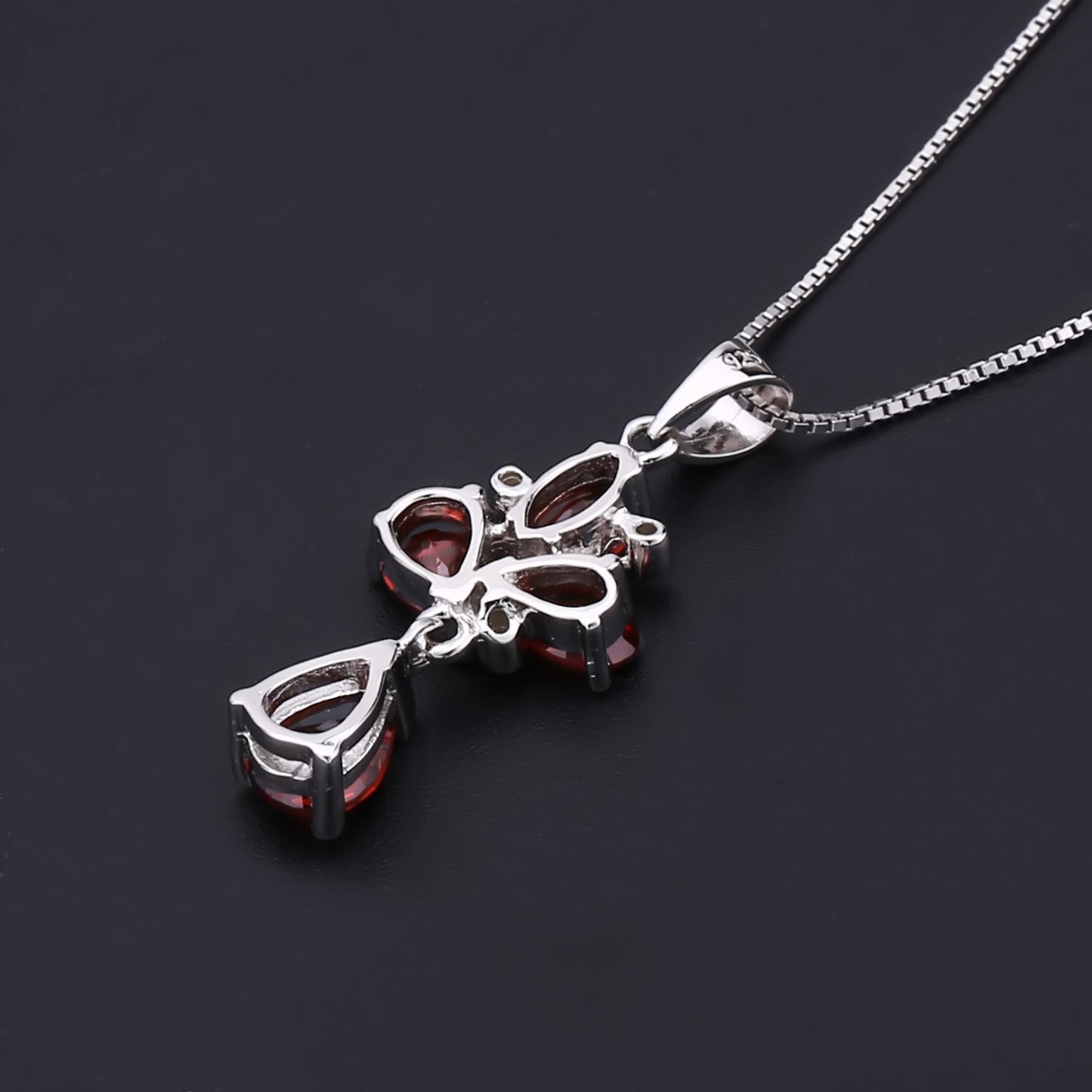 New Design Sense Banquet Jewelry Garnet Pendant Personality s925Silver Natural Gemstone Necklace Pendant