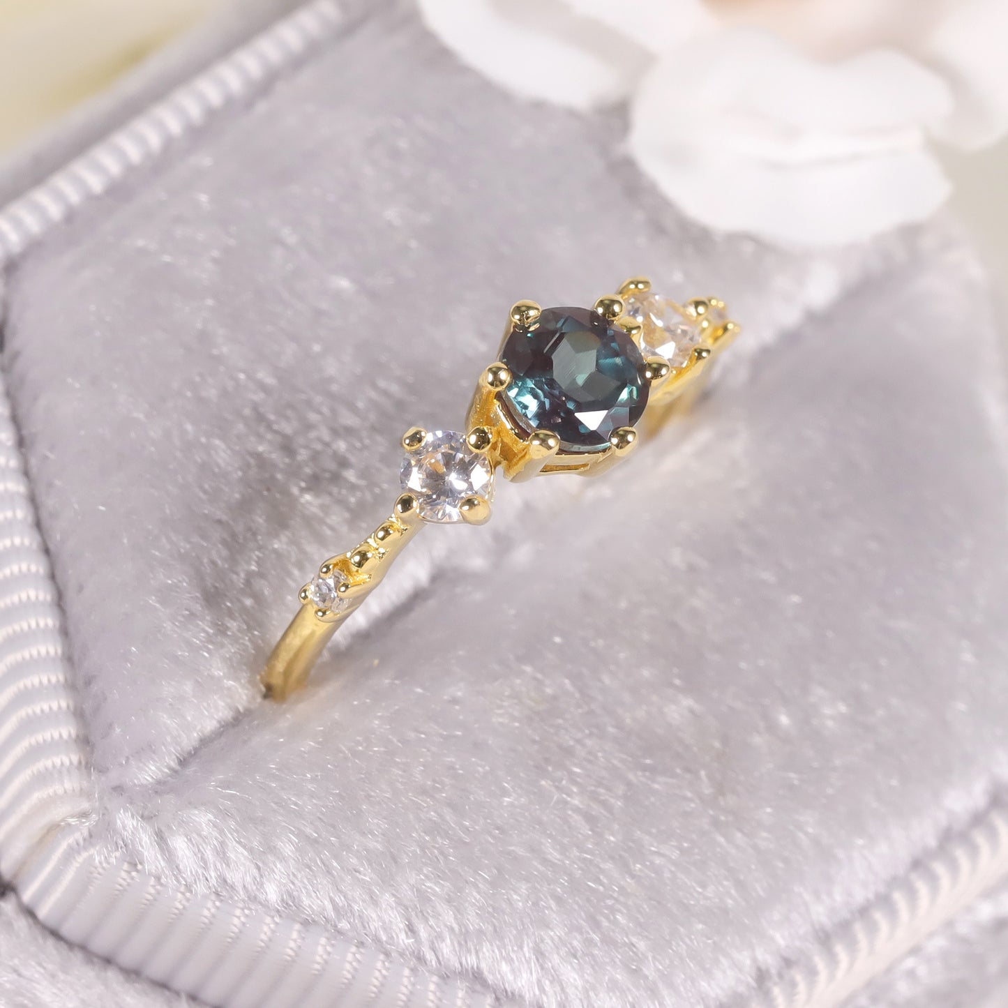 Minimalist Fresh Style Shifting Stone Ring s925Silver Inlaid Synthetic Alexandrite Gemstone Ring
