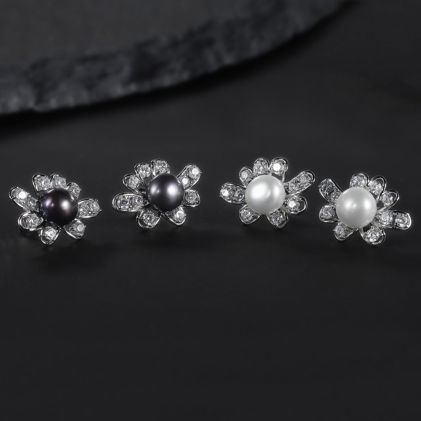 New arrival natural freshwater pearl earrings for women Unique Design Fashionable Light Luxury High-end Feel S925Sterling Silver Stud Earrings