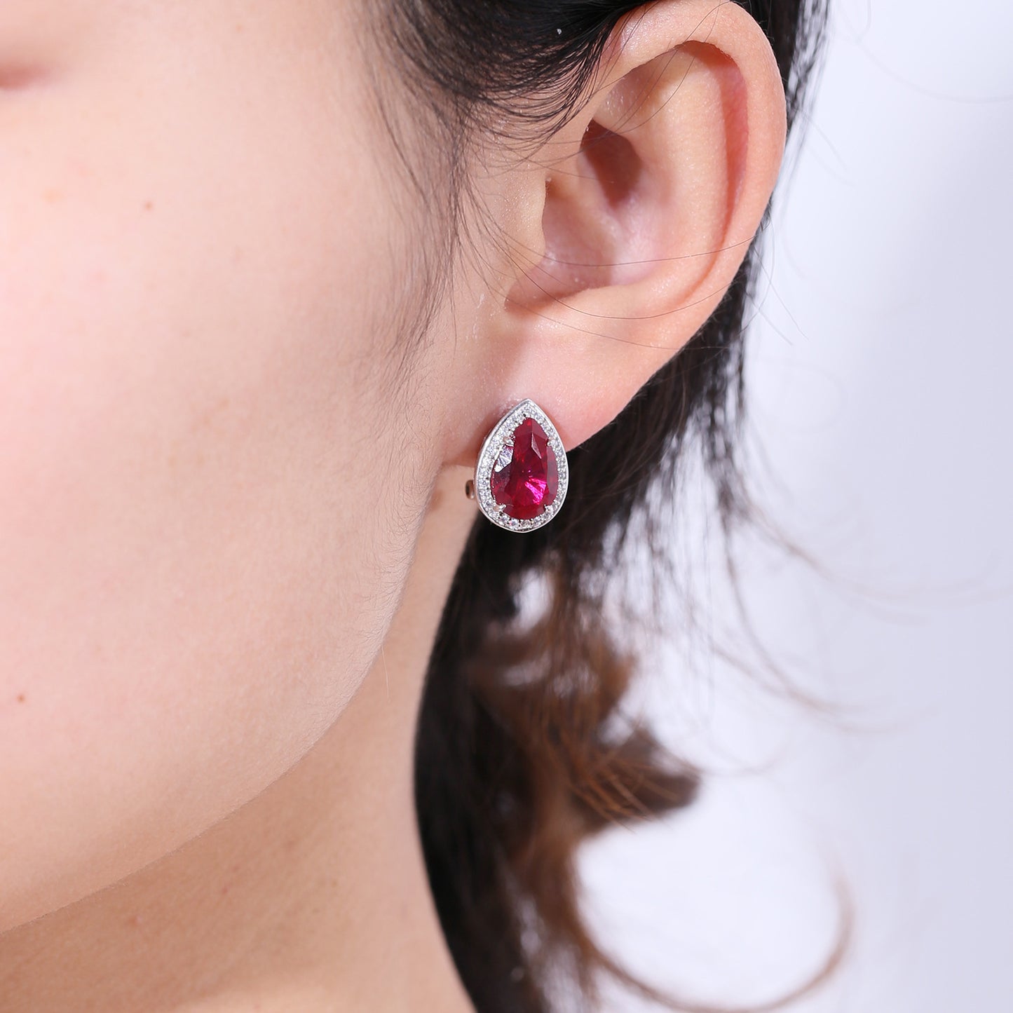 Luxurious and Exquisite Pear-Shaped Water Drop Crystal Earrings925Sterling Silver Inlaid Red and Blue Gemstone Stud Earrings Spring Summer New Style
