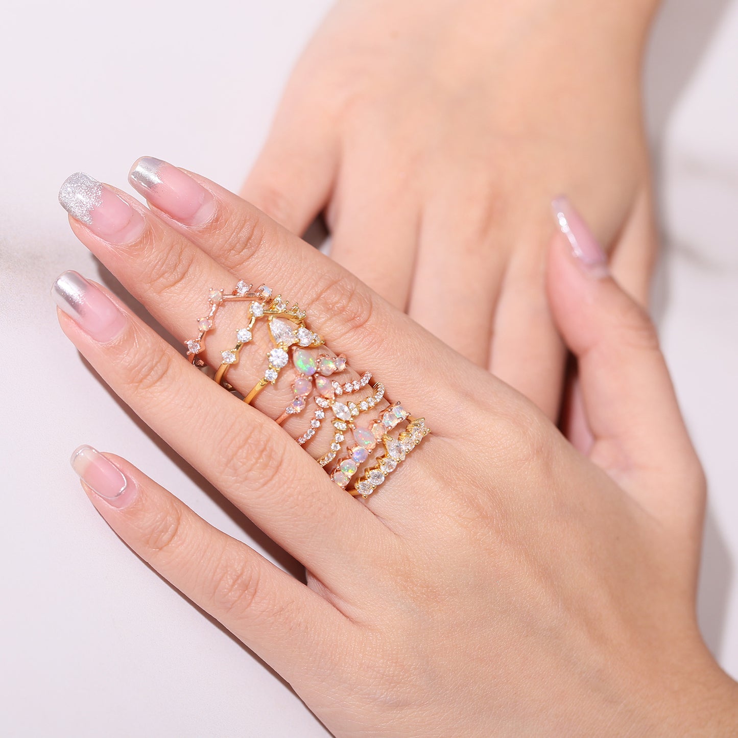 S925Sterling Silver Inlaid Gemstone5A Zircon Ring Fashionable, Simple, and Luxurious V Character Ring Plating14k Gold ring