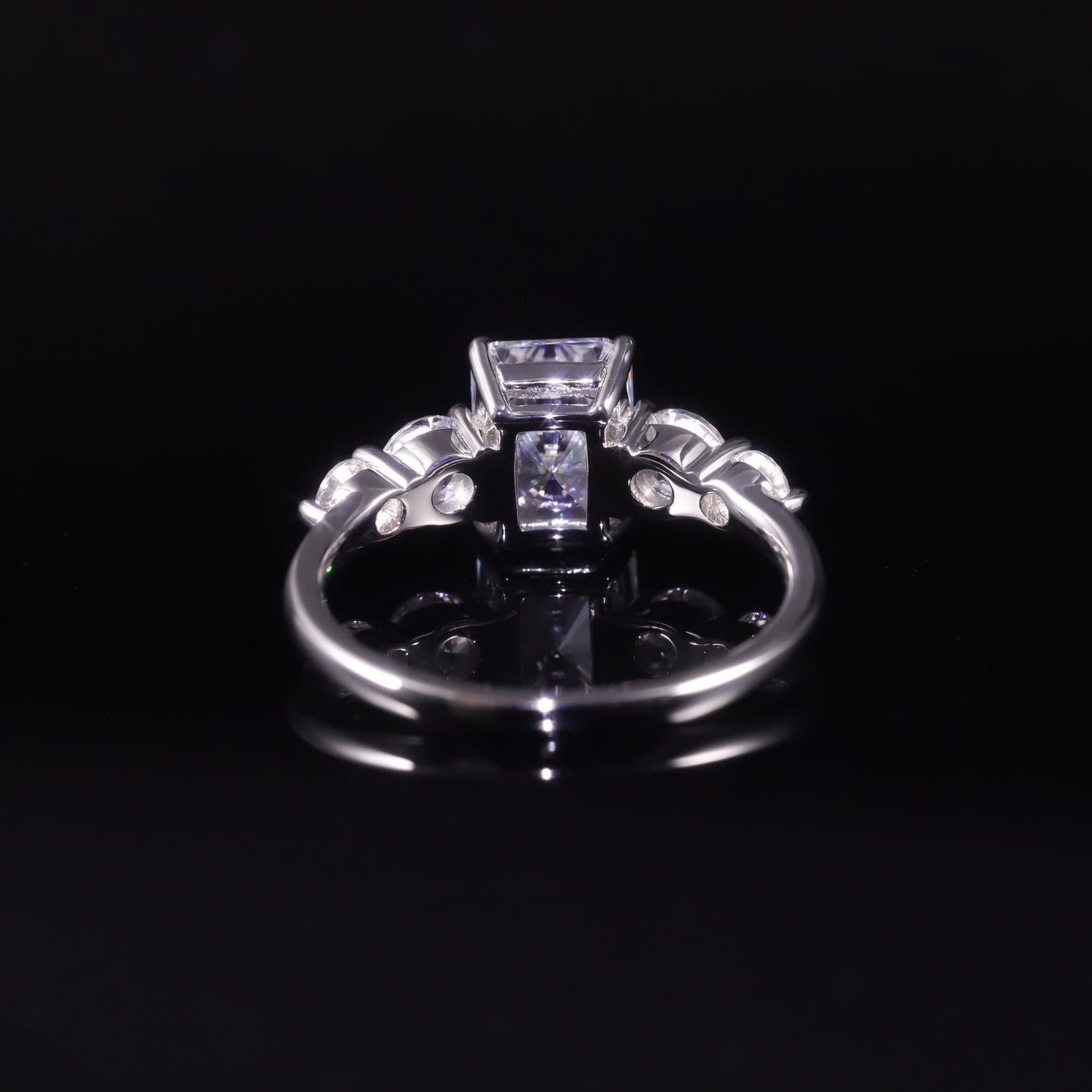 Premium Quality Rings s925Sterling Silver Inlaid with Moissanite2Carat D Radiant Large Stone Ring