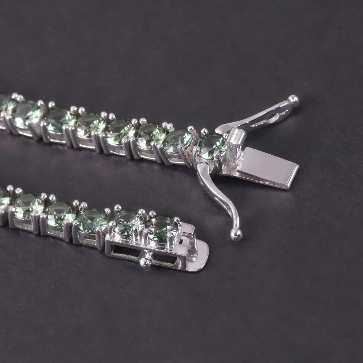 Luxurious Green Gemstone Bracelet3/4/5mm Tennis Chain s925Sterling Silver Inlaid Cultivated Green Spinel Bracelet for Women