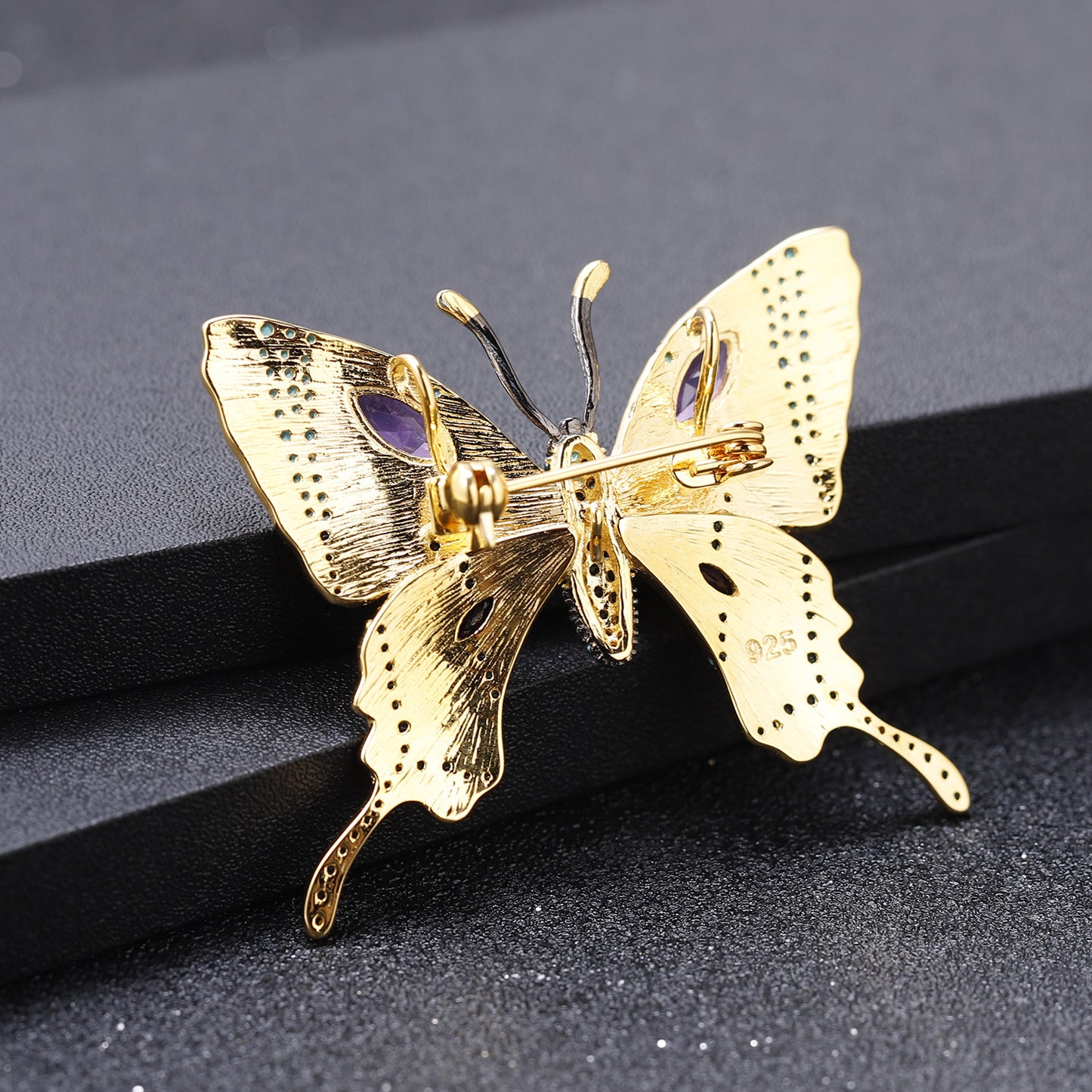 Designer Brooch Pendant Dual-use Butterfly Design High-end Feel s925Silver Inlaid Natural Amethyst Necklace Pendant