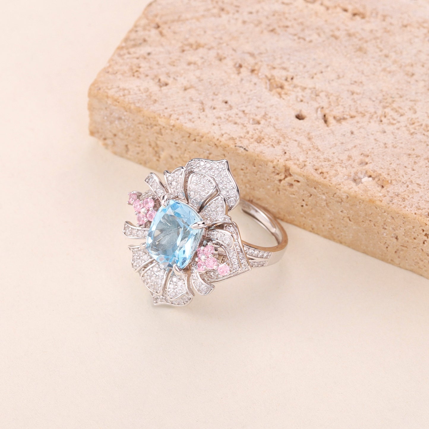 Statement Gemstone Ring with Large Carat Size s925Sterling Silver Natural Topaz Purple Yellow Crystal Ring Luxurious