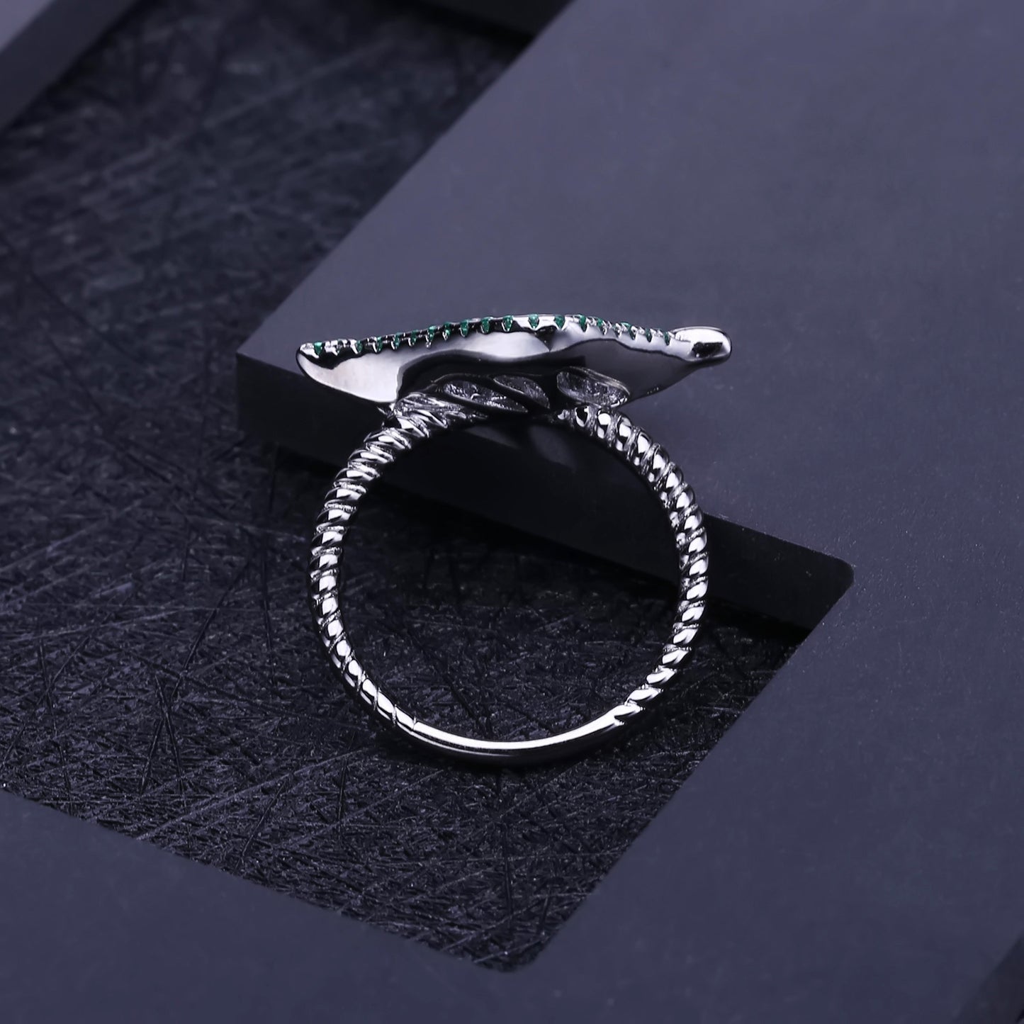 Italian Craft Designer Ring Natural Wind Leaf Design925Silver Inlaid Natural Amethyst Ring