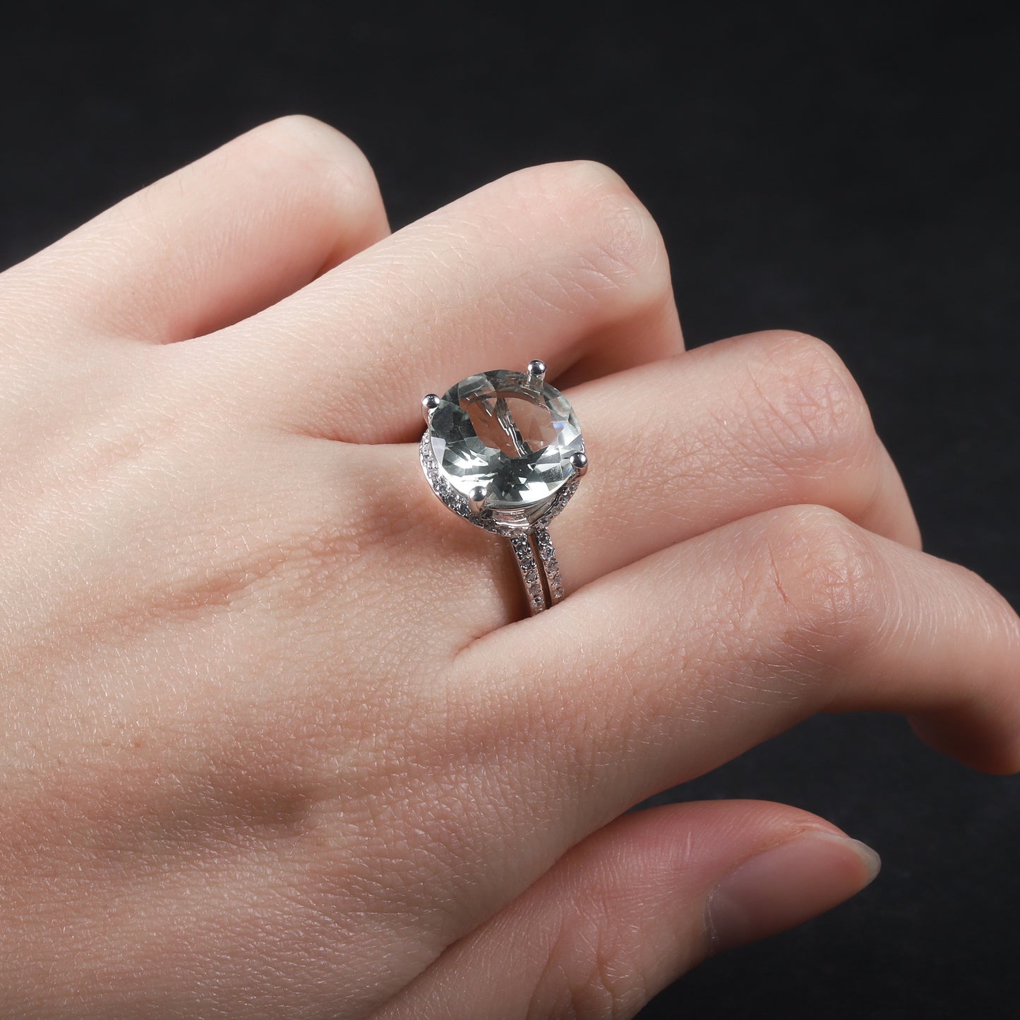 s925Sterling Silver Natural Green Amethyst Ring High-end Fashionable Luxurious Inlaid Natural Gemstone Ring