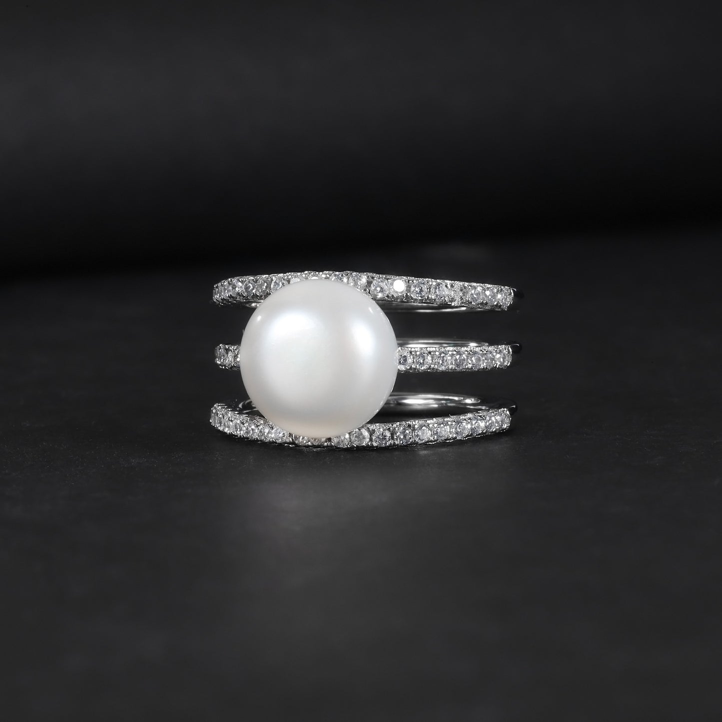 S925Sterling Silver Inlaid Natural Freshwater Pearl Ring Fashionable Light Luxury High-end Three-ring Set Ring