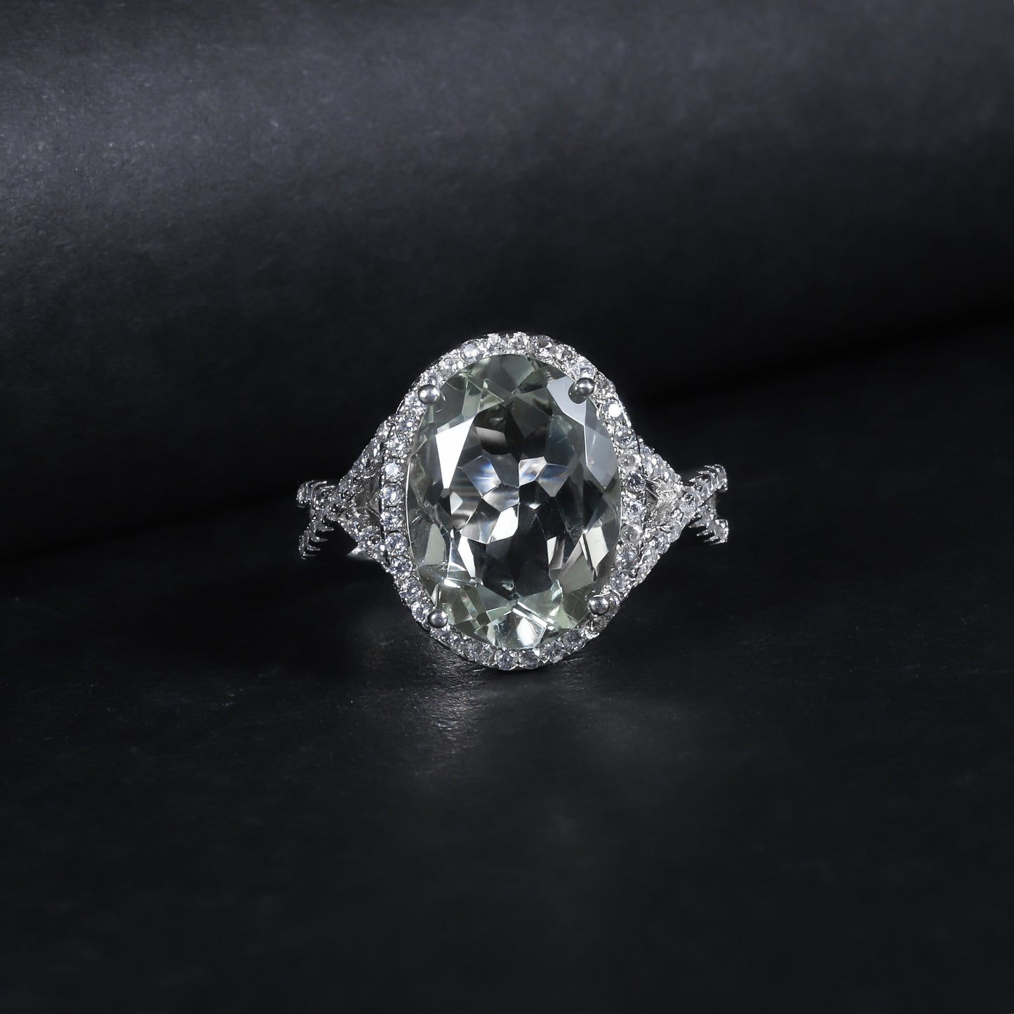 s925Sterling Silver Natural Green Amethyst Ring High-end Fashion Luxury Inlay10*14mm Natural Gemstone Ring
