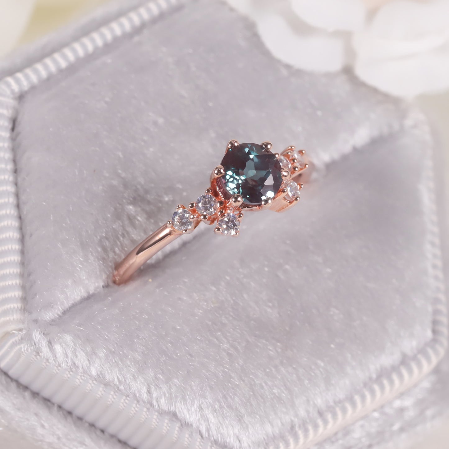 Minimalist Fresh Style Shifting Stone Ring s925Silver Inlaid Synthetic Alexandrite Gemstone Ring TikTok