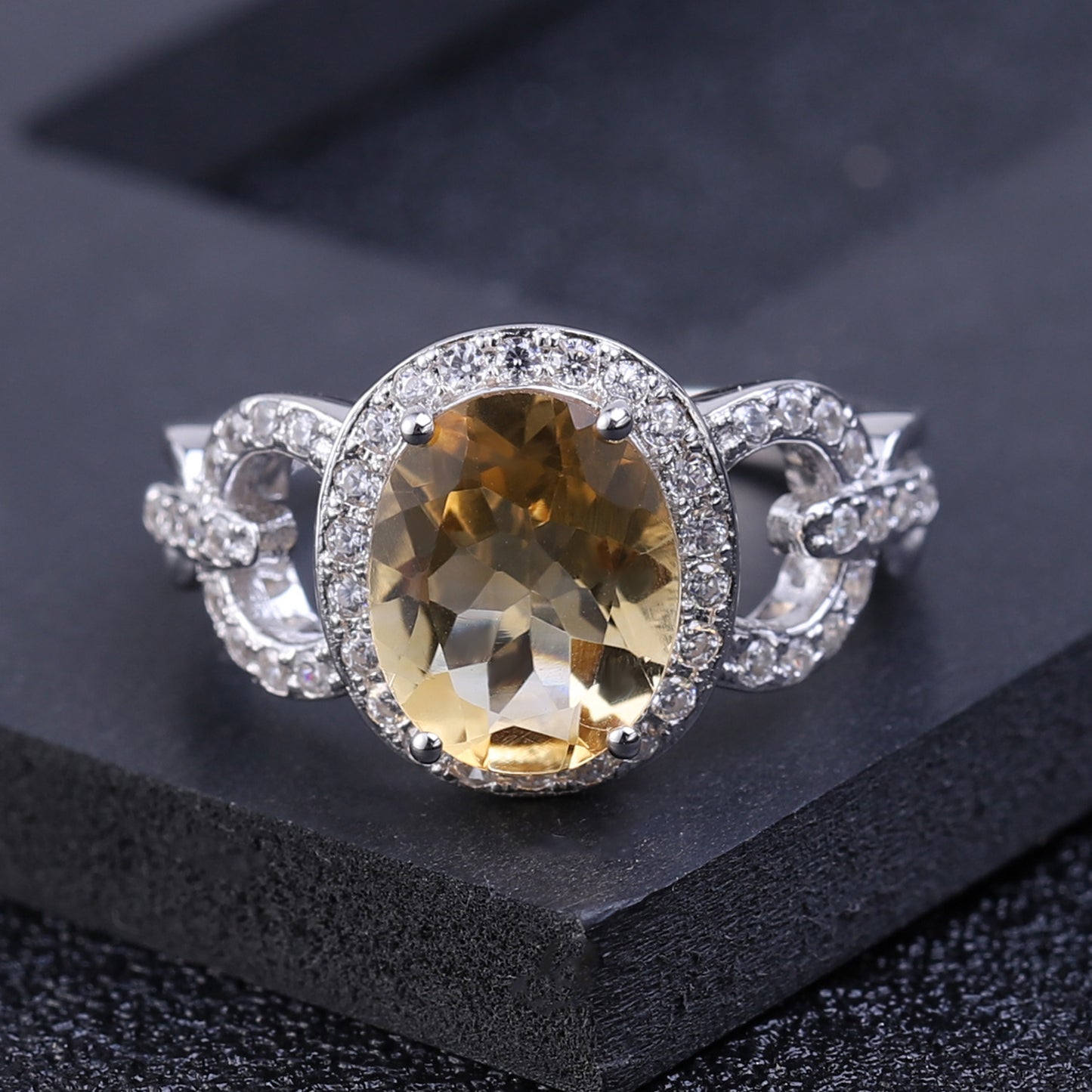Luxurious Natural Gemstone Yellow Quartz Ring Retro Design s925Silver Inlaid Gemstone Ring