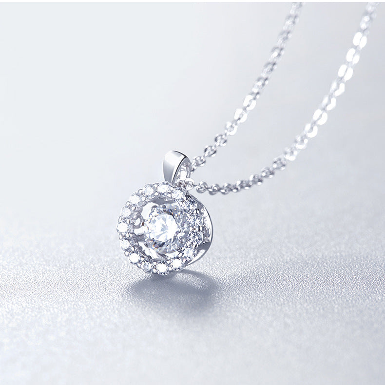 Dynamic Style Light Luxury Moissanite Pendant Fashionable and Elegant s925Silver Inlay0.5Carat Moissanite Necklace Pendant