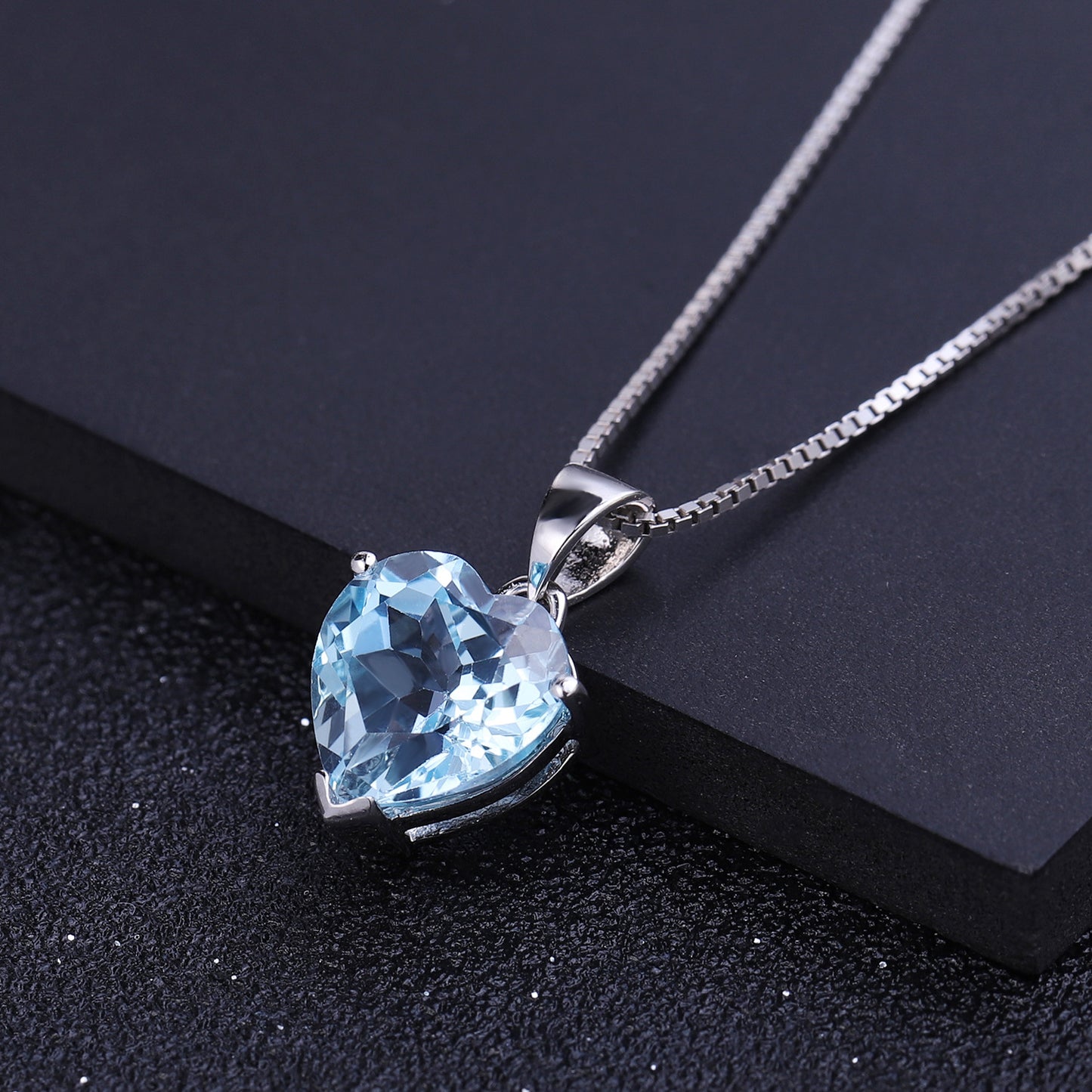 Factory Direct Supply Inlaid Topaz Necklace Heart-shaped design s925Sterling Silver Natural Gemstone Pendant Necklace