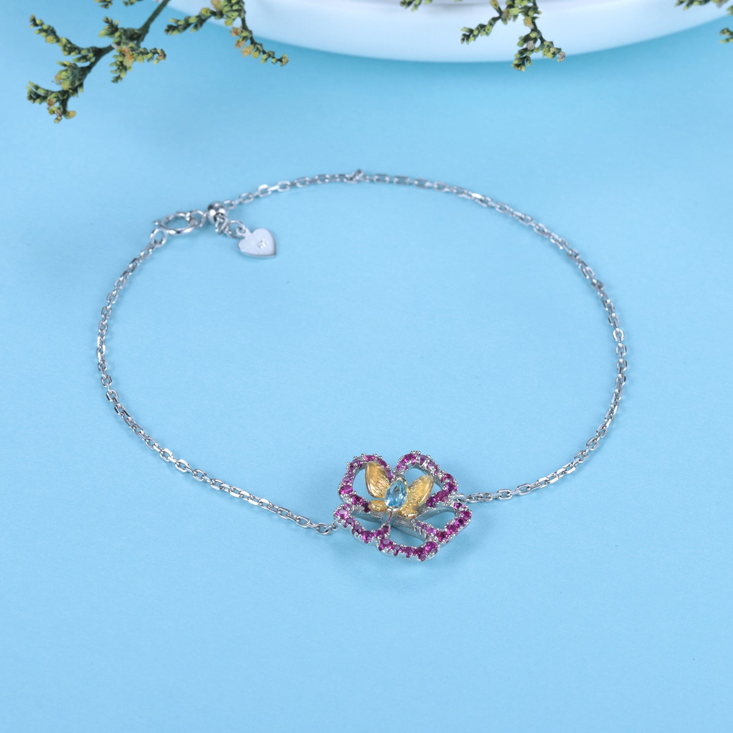Unique Elegant Gemstone Bracelet Floral Design with a Sense of Sophistication925Silver Natural Topaz Bracelet