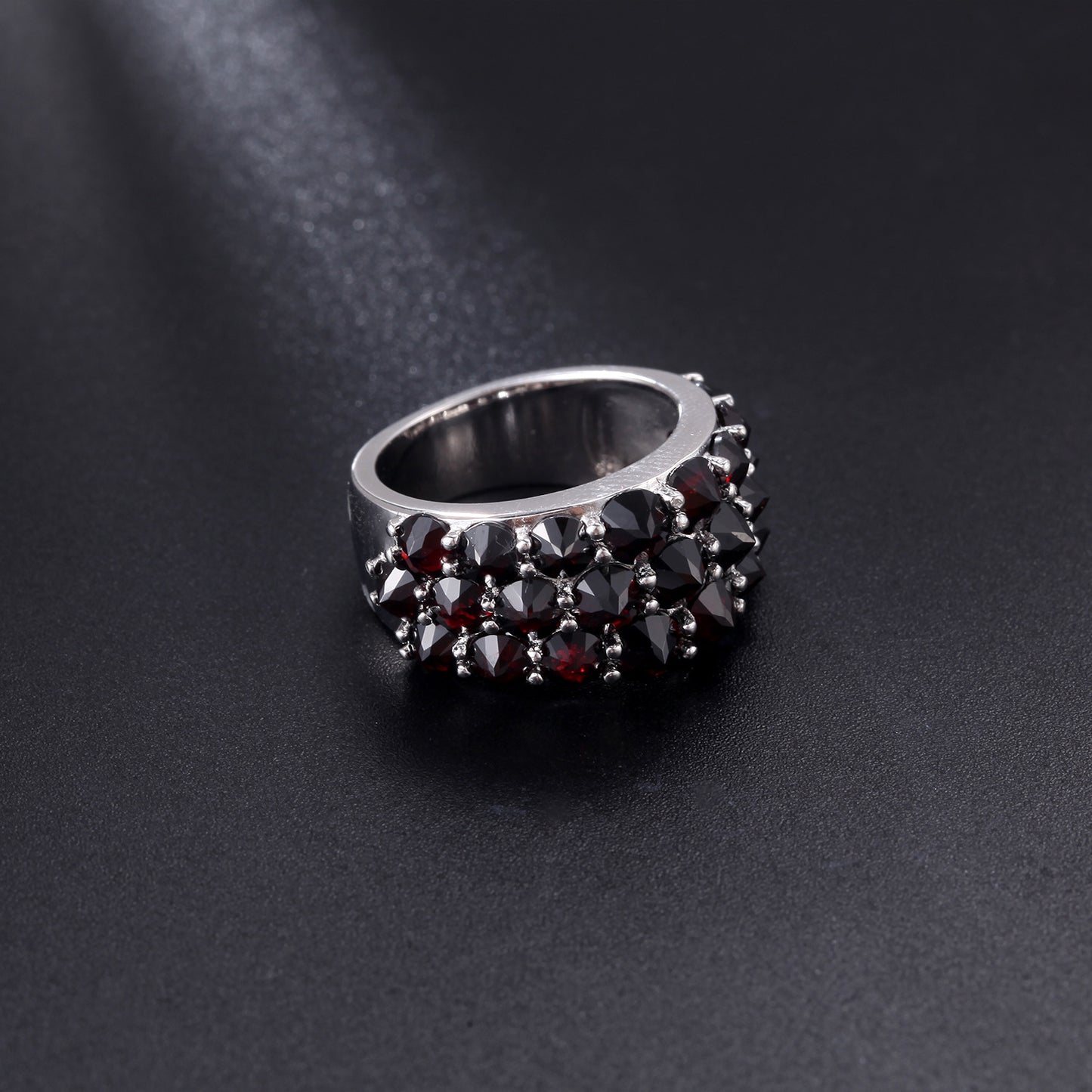 Natural Garnet Ring s925Sterling Silver Gemstone Inlaid Personality Zircon Ring Factory Direct Sale