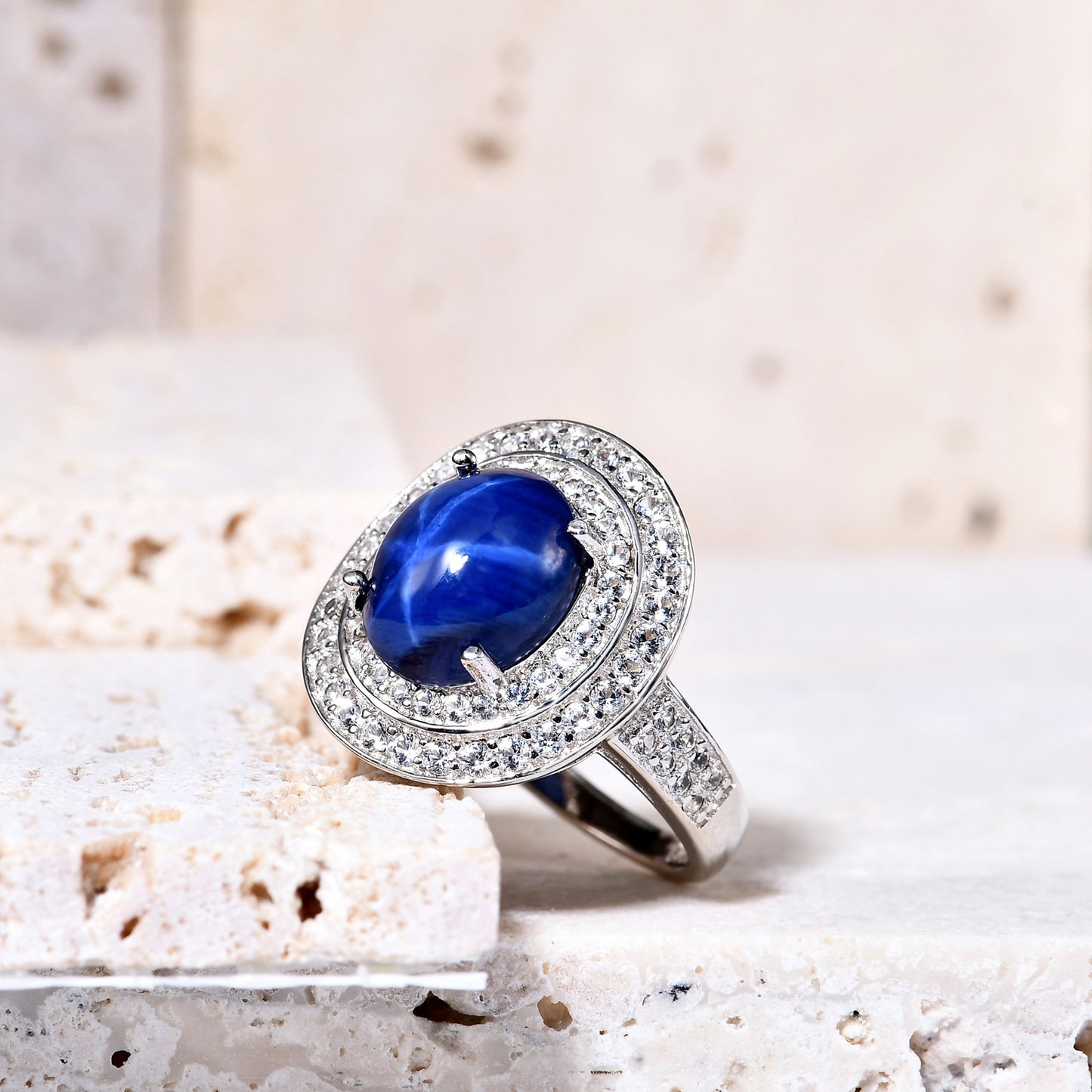 Luxurious Cultivated Star Sapphire Ring s925Sterling Silver Inlaid5Carat Large Gemstone Ring