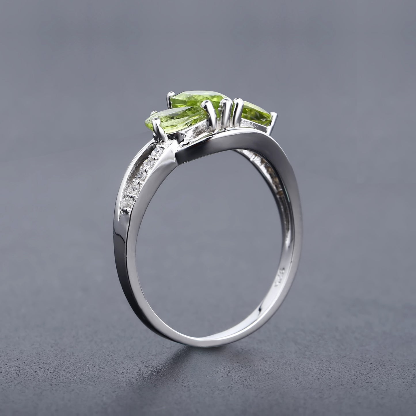 In Stock Direct Supply Natural Peridot Ring Fashion Personality s925Silver Inlaid Natural Gemstone Ring