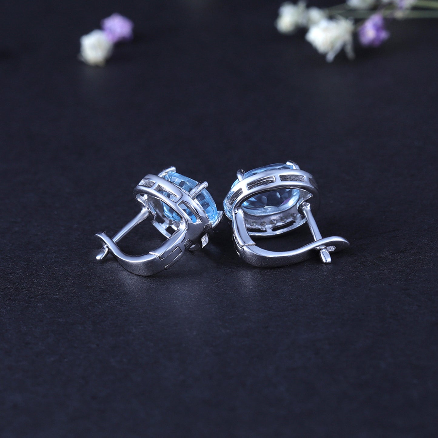 Natural Gemstone Sky Blue Topaz Stud Earrings Light Luxury Fashion High-end Feel s925Silver Gemstone Earrings