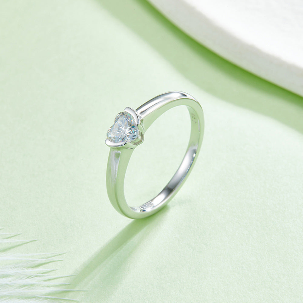 Fresh s925Silver Inlaid Heart-Shaped Moissanite Ring for Women Pure Silver0.5ct Diamond Heart Ring