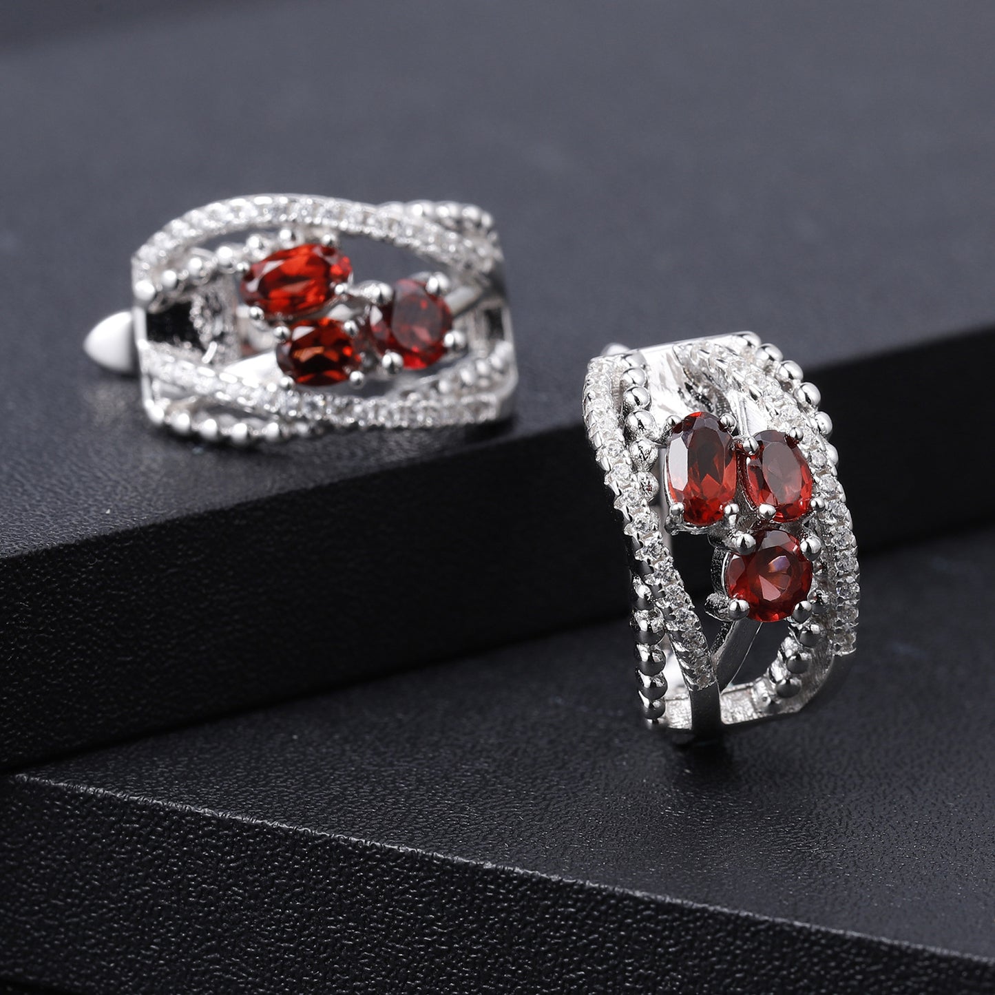Luxurious and High-End Natural Garnet Earrings from the Prosperous Series925Silver Inlaid Gemstone Stud Earrings