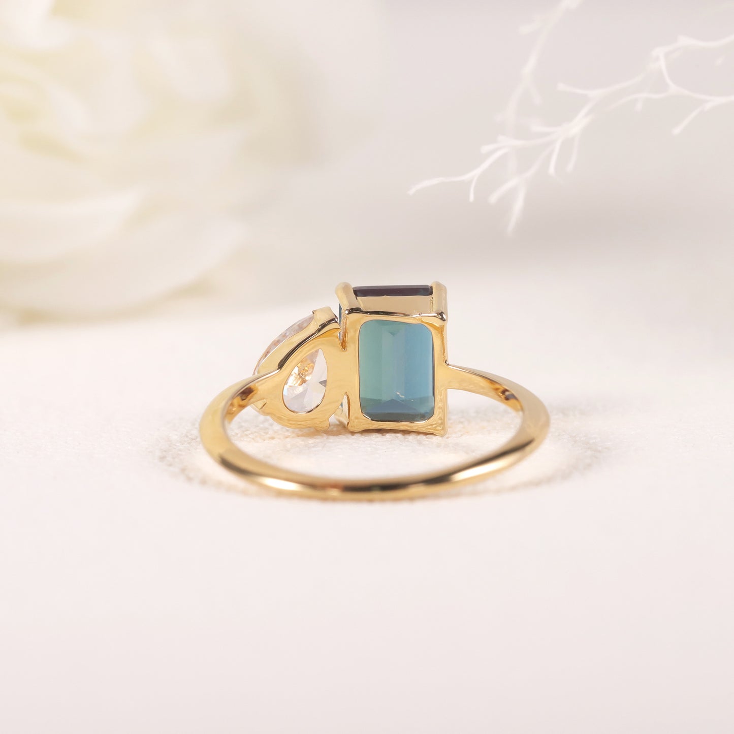 Fashionable and Unique Rings s925Sterling Silver Gold Plated Lab Color Changing Sapphire Blue Gemstone Ring