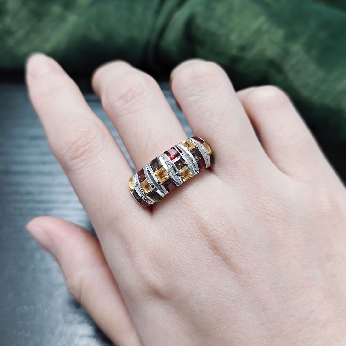 Exotic Natural Garnet Crystal Ring s925Sterling Silver Inlaid Colorful Gemstone Statement Ring