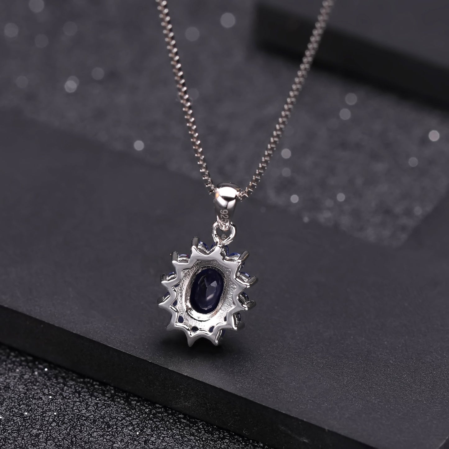 Fashionable Light Luxury Natural Sapphire Necklace Sunflower Flower s925Sterling Silver Inlaid Gemstone Necklace Pendant