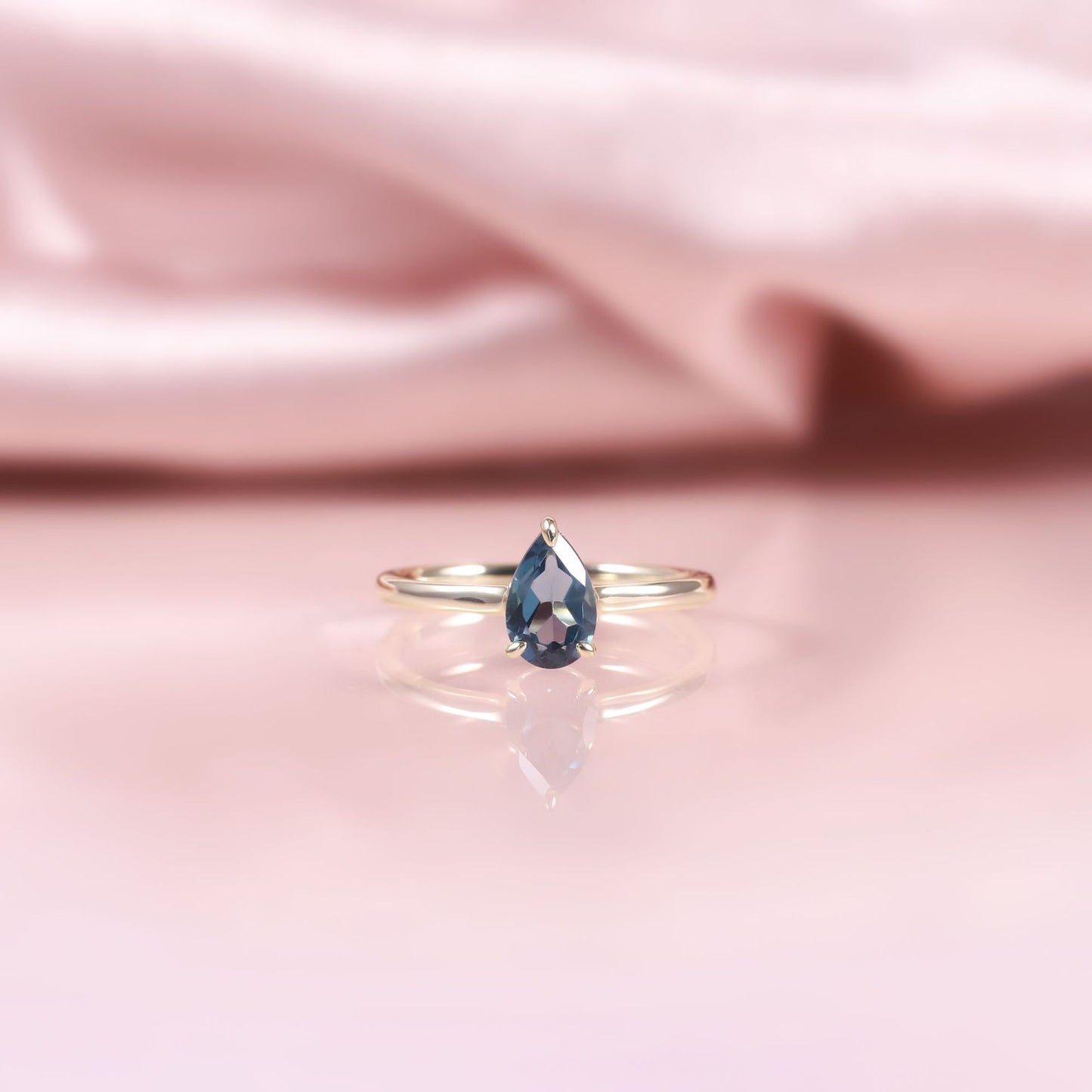 Simple1Carat Ring s925Sterling Silver Inlaid Natural Peridot Garnet Water Drop Pear Shape Fresh Ring for Women