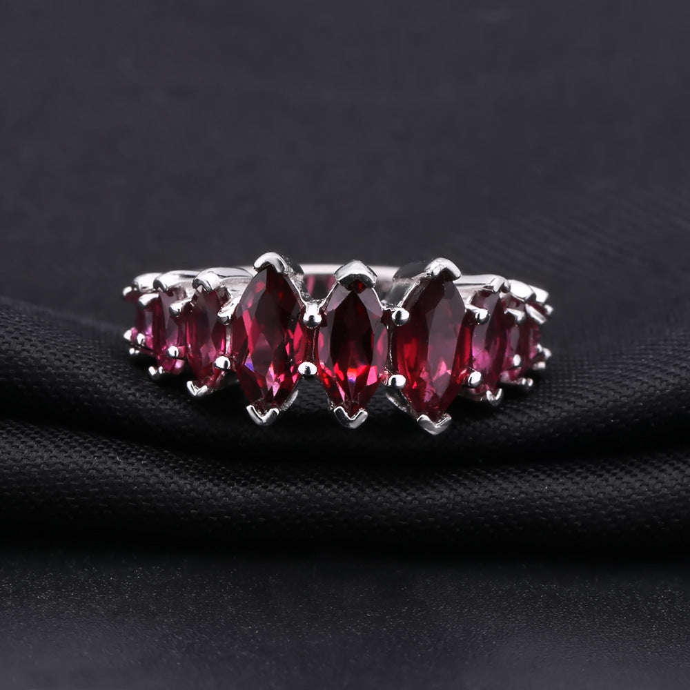 Luxurious Natural Rose Pomegranate Ring for Women Sophisticated Matching s925Silver Inlaid Gemstone Natural Color Gemstone Ring