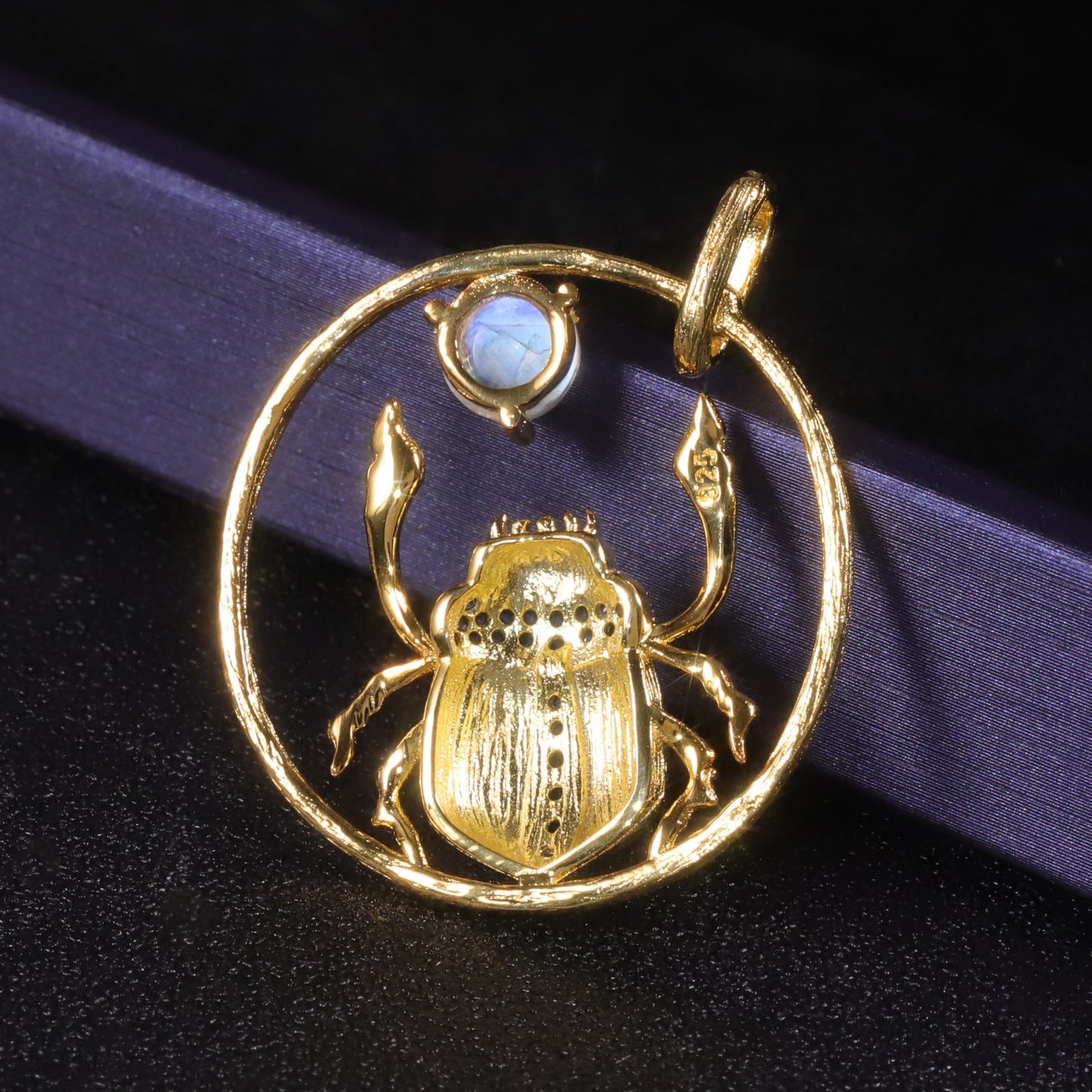 Independent Designer Natural Cream Blue Moonstone Pendant Insect s925Sterling Silver Gemstone Niche Design Necklace for Women