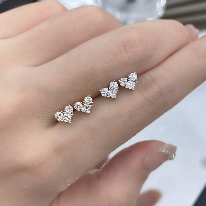 High-End Fashion18k Gold Inlaid Cultivated Diamond Stud Earrings Three Diamond Earrings Au750k Gold Heart-Shaped Earrings