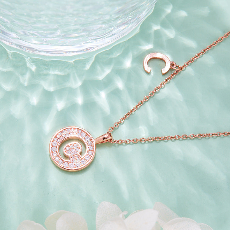 Luxurious Fashion English Letters C Necklace Couple Gift Round Coin s925Sterling Silver Inlaid Moissanite Pendant