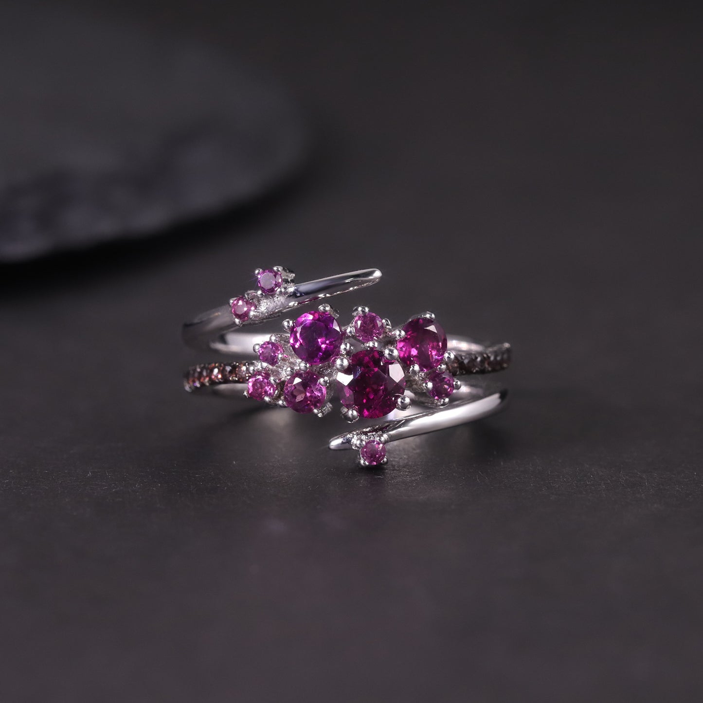 Hot-selling Floral Gemstone Ring s925Sterling Silver Inlaid Natural Topaz Garnet Irregular Ring