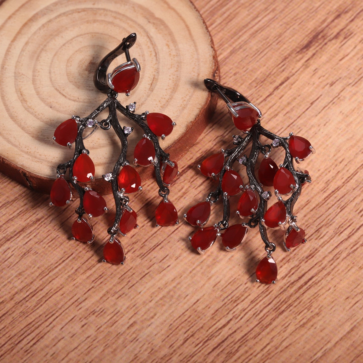 Designer High-End Green Agate Earrings Natural Willow Design s925Sterling Silver Natural Gemstone Earrings