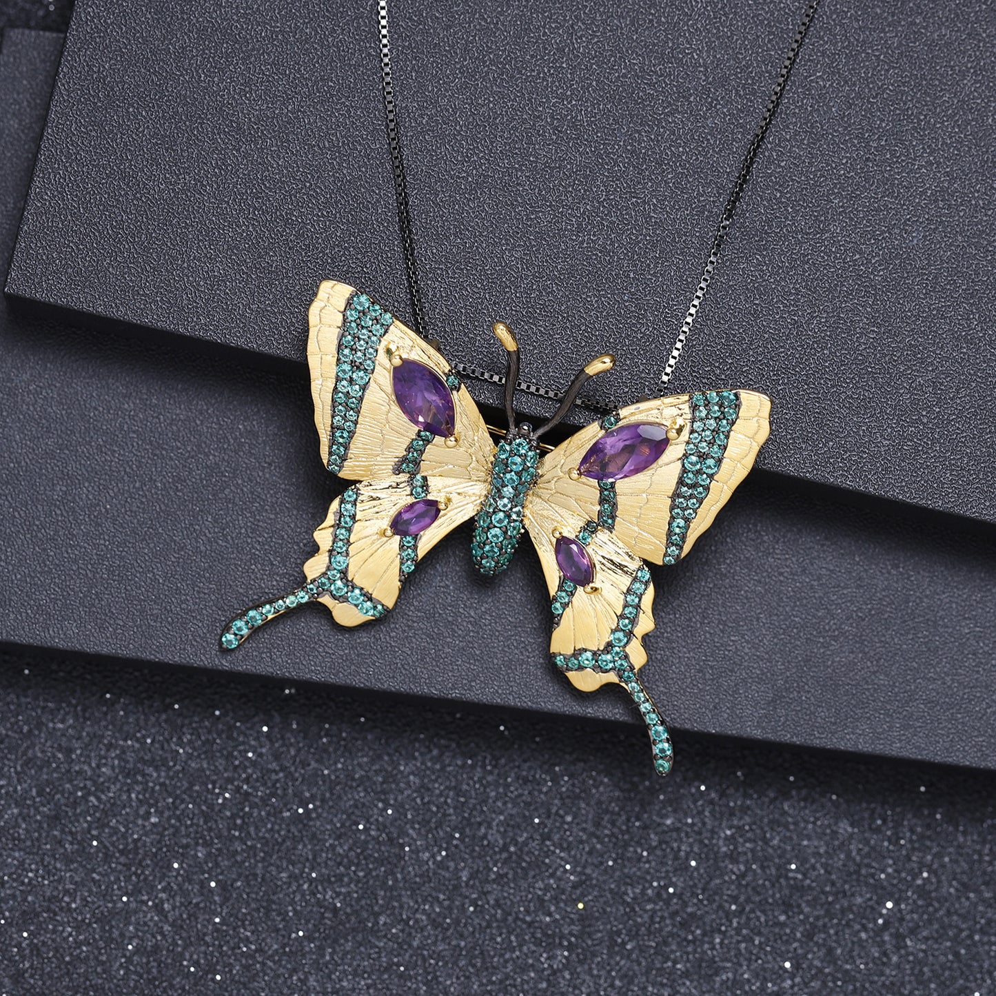 Designer Brooch Pendant Dual-use Butterfly Design High-end Feel s925Silver Inlaid Natural Amethyst Necklace Pendant