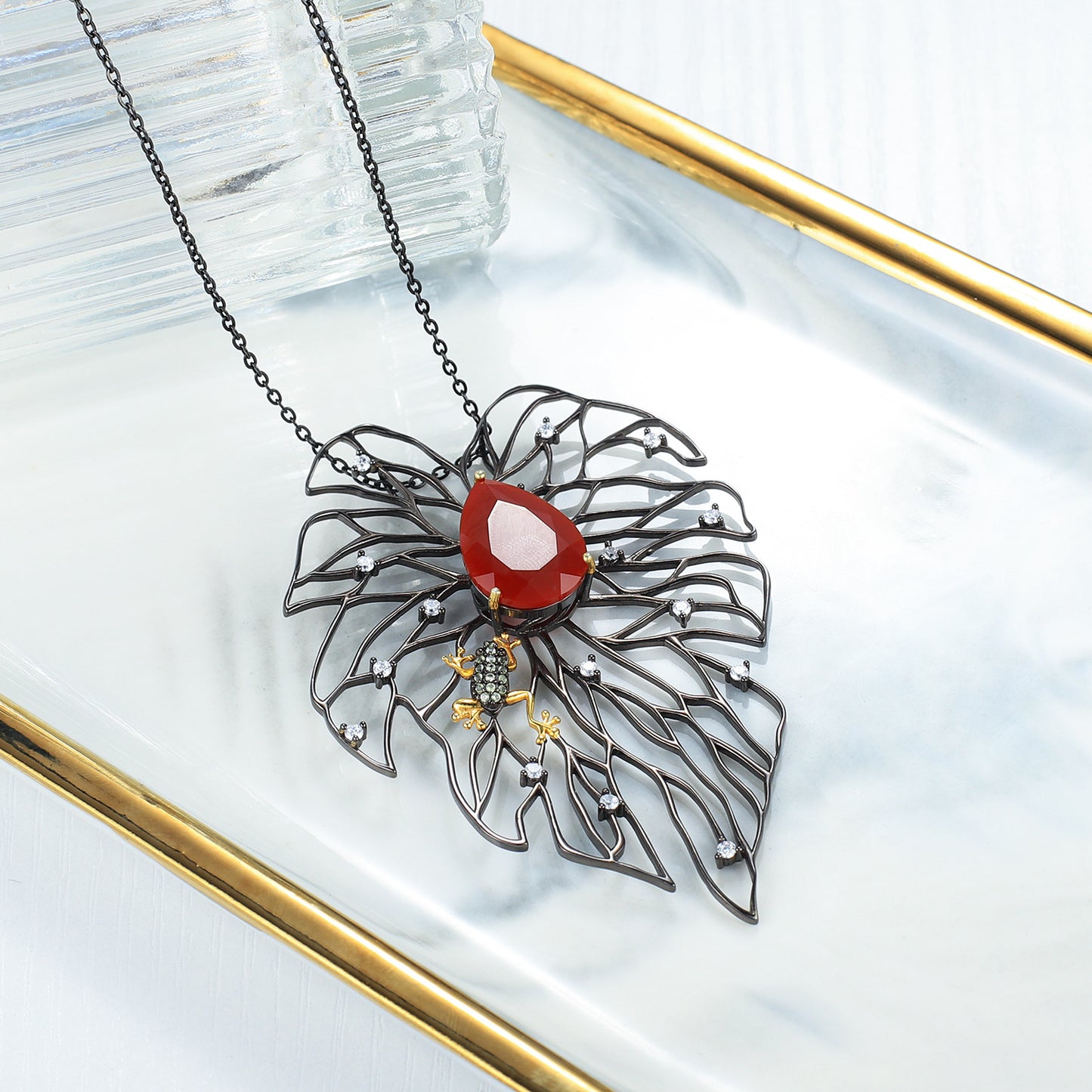 Ocean Blue Chalcedony Red Agate Pendant Statement Necklace925Silver Leaf-Shaped Niche Pendant Cross-Border