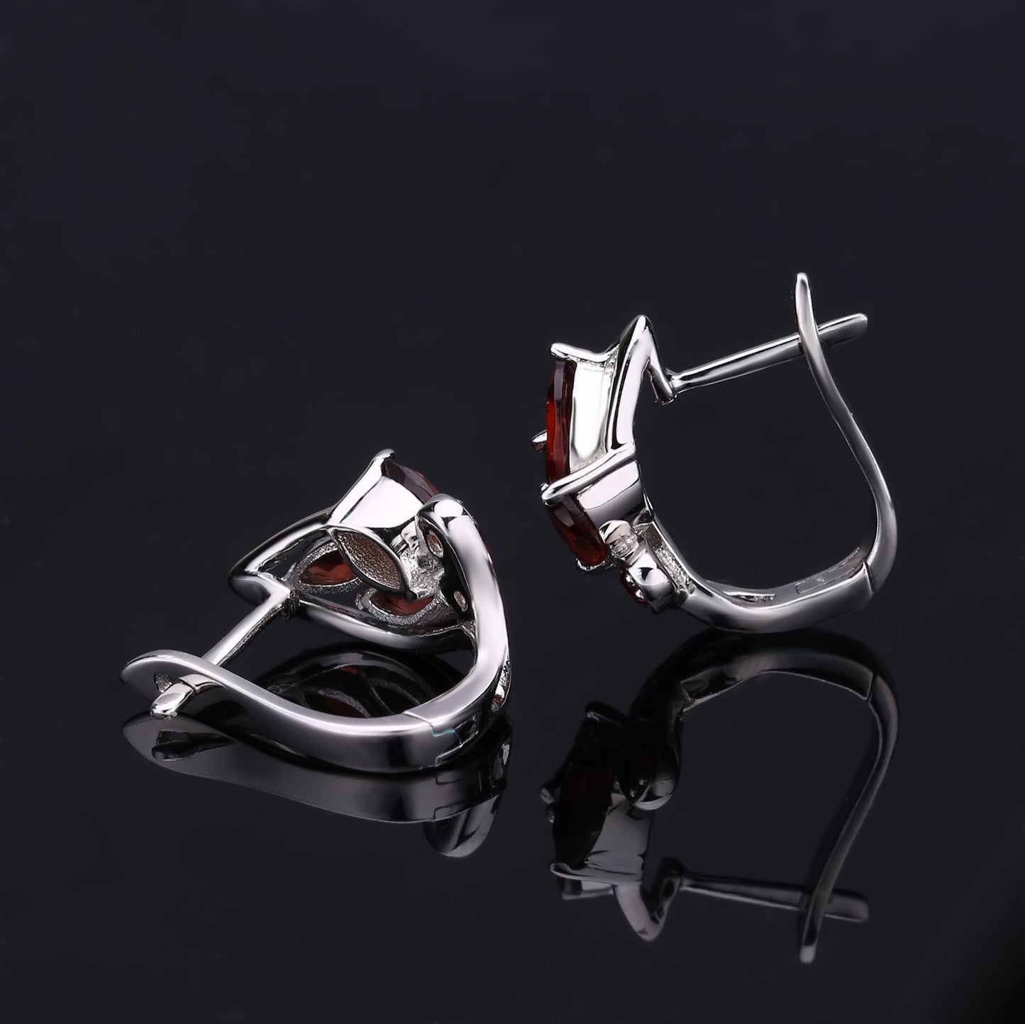 New Luxury Natural Garnet Stud Earrings Jewelry Advanced Design s925Silver Inlaid Gemstone Stud Earrings