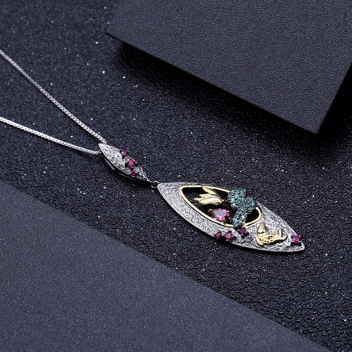 Secret Garden Series Designer Pendant Natural Style High-end Feel925Silver Natural Rose Garnet Necklace Pendant