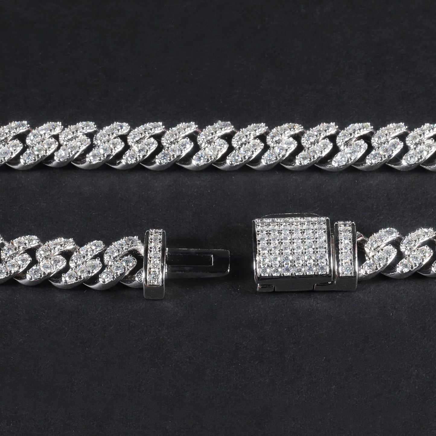 Trendy and Unique Moissanite Necklace925Sterling Silver Plated18k Gold hiphop Hip-hop Hot Item6mm Cuban link chain