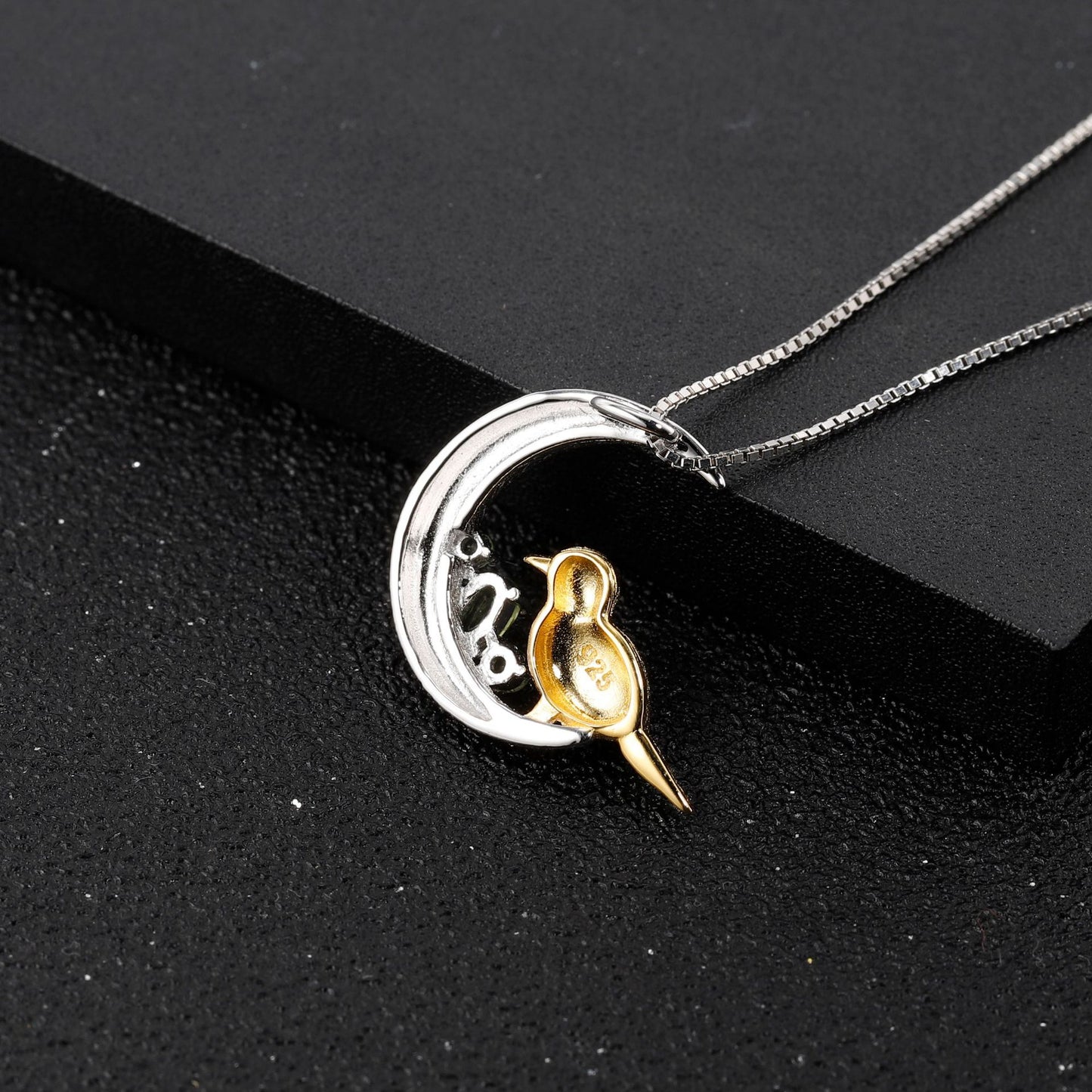 Designer Style Chinese Style Gemstone Pendant Bird and Crescent Design s925Silver Natural Peridot Necklace Pendant