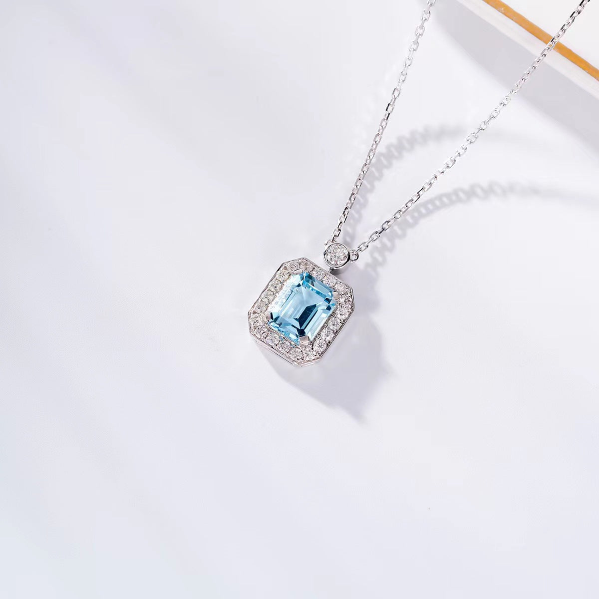 Classic and sophisticated feel1.47ct5A Aquamarine Necklace Collarbone Chain18k Custom Natural Aquamarine Pendant
