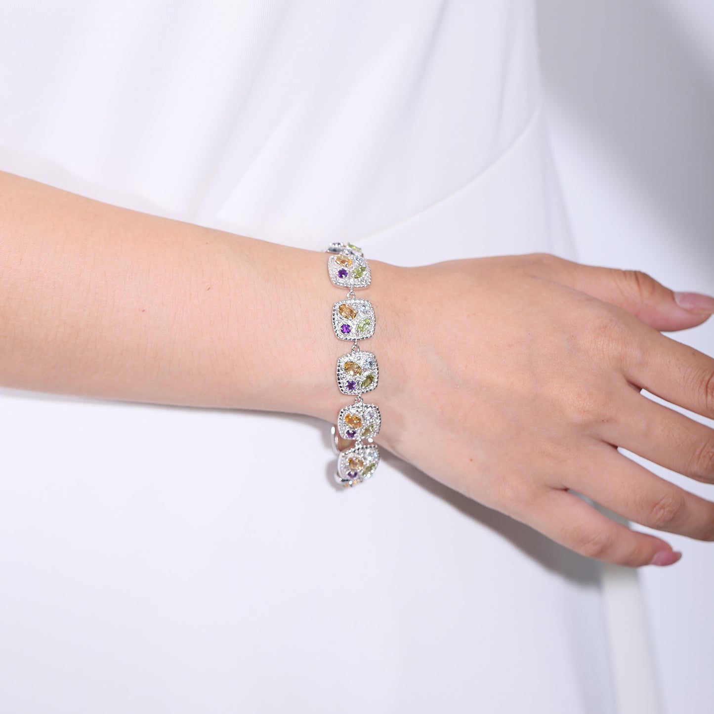 Unique Niche Design Light Luxury Natural Colorful Gemstone Bracelet S925Sterling Silver Plated18k Gold Bracelet
