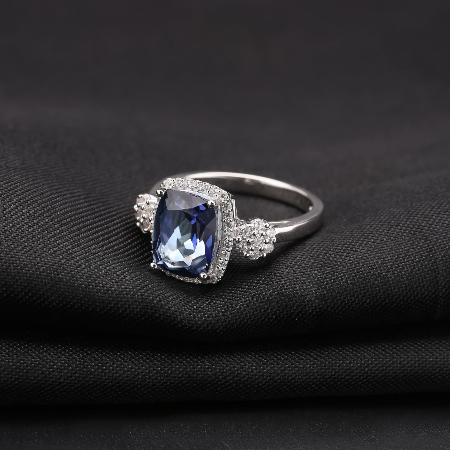 Design Sense Classic Retro Colorful Gemstone Ring Luxurious and Elegant Square Shape s925Sterling Silver Inlaid Crystal Ring