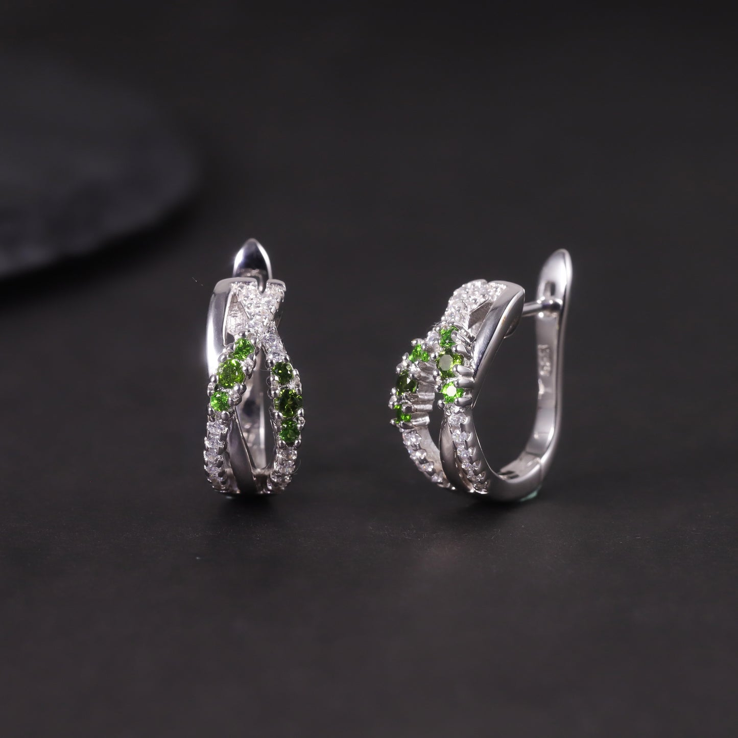 Niche Design Natural Translucent Diopside Earrings s925Sterling Silver Cluster Green Chalcedony Garnet Colorful Gemstone Earrings