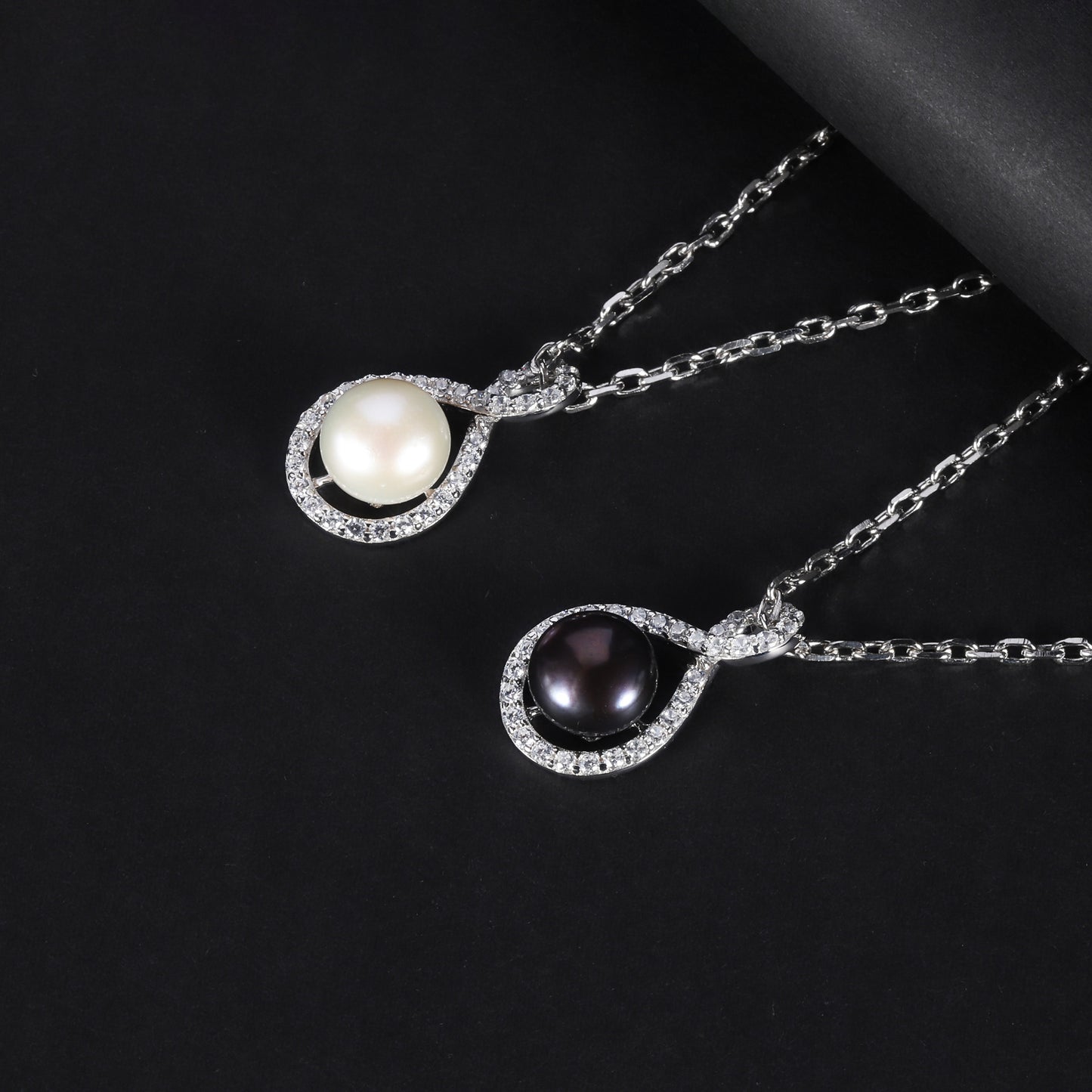 S925Silver Natural Freshwater Pearl Necklace Fashionable Light Luxury Personality Temperament Clavicle Chain Pure Silver Necklace Pendant
