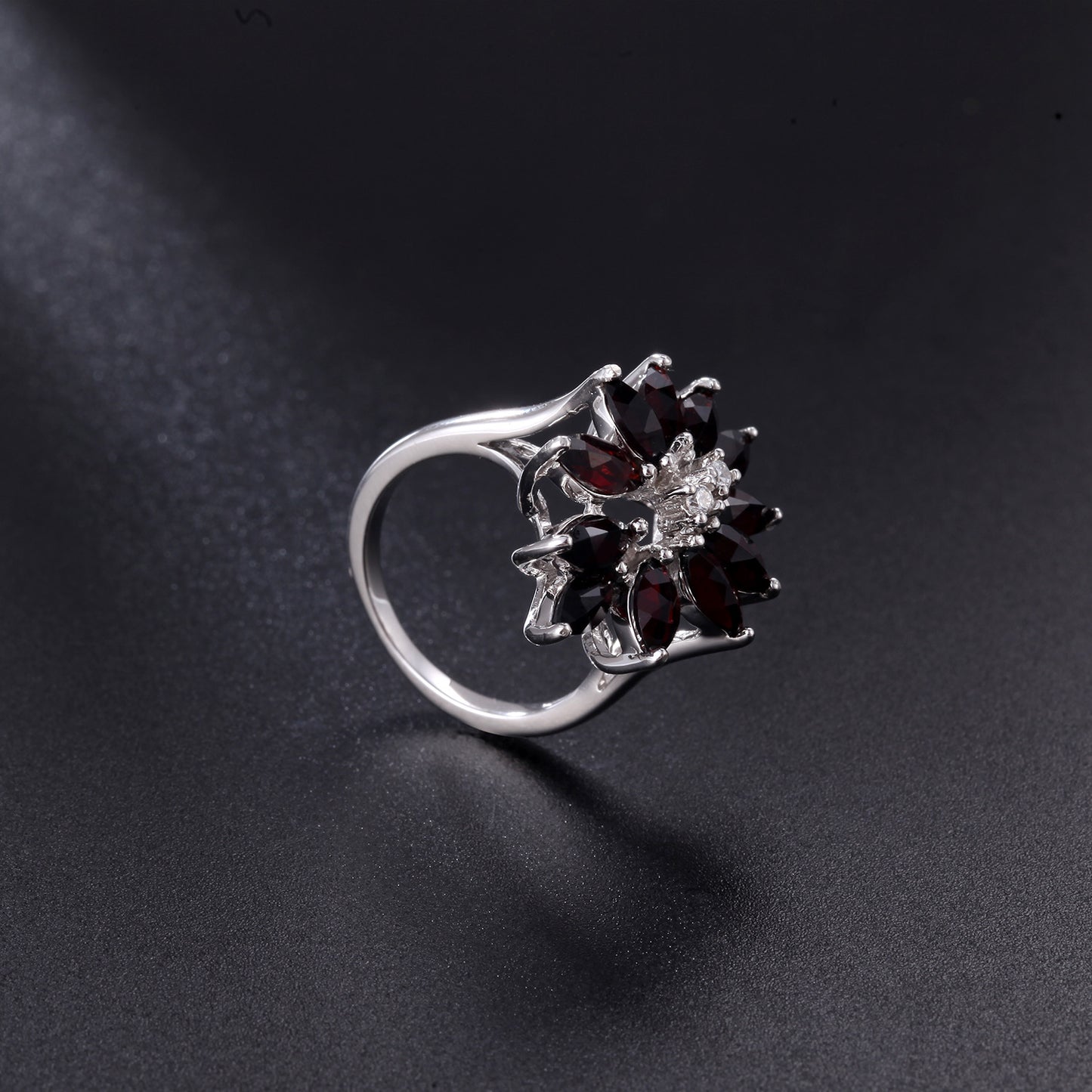 Unique Design Marquise Natural Garnet Ring Irregular s925Sterling Silver Inlaid Gemstone Ring Exaggerated