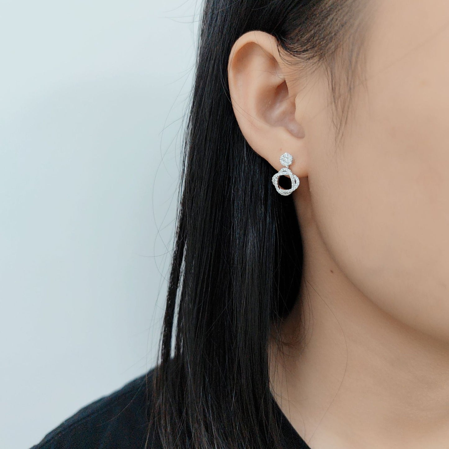Camellia Light Luxury Elegant Crushed Diamond Earrings9/10/14/18k Gold Multiple Wearing Styles Stacked Cultivated Diamond Stud Earrings